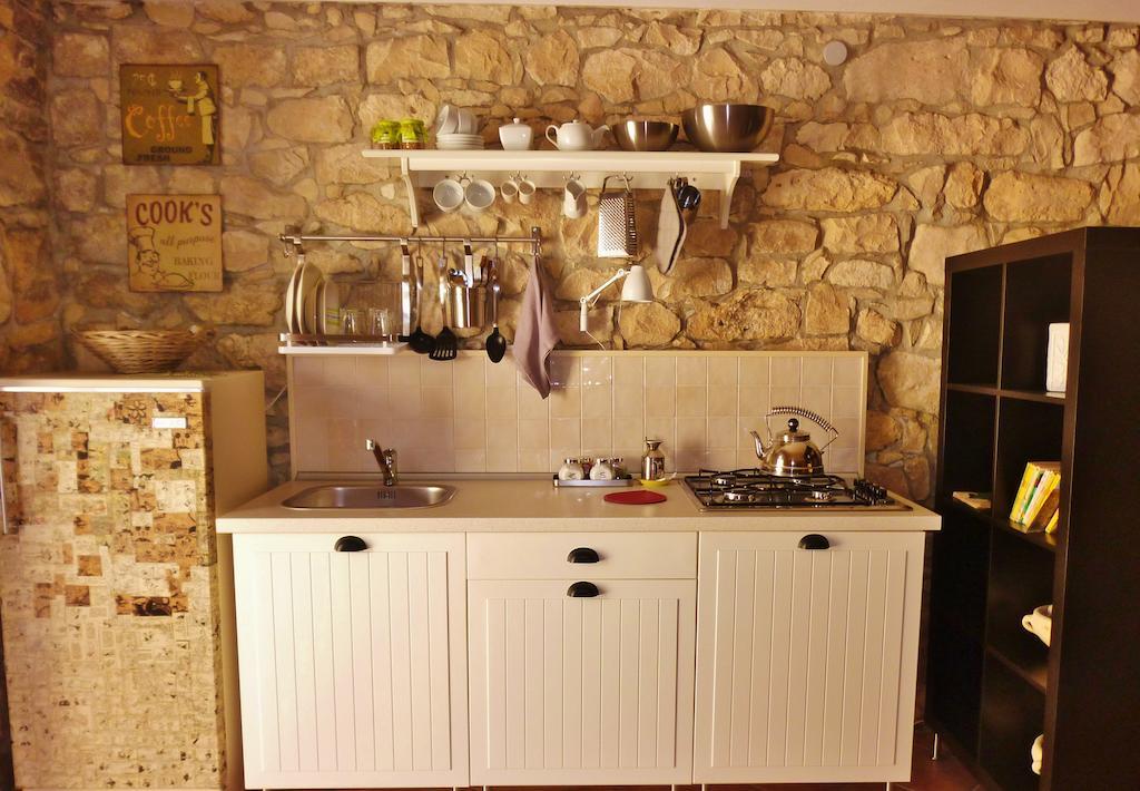 Liola Guest House Modica Ruang foto