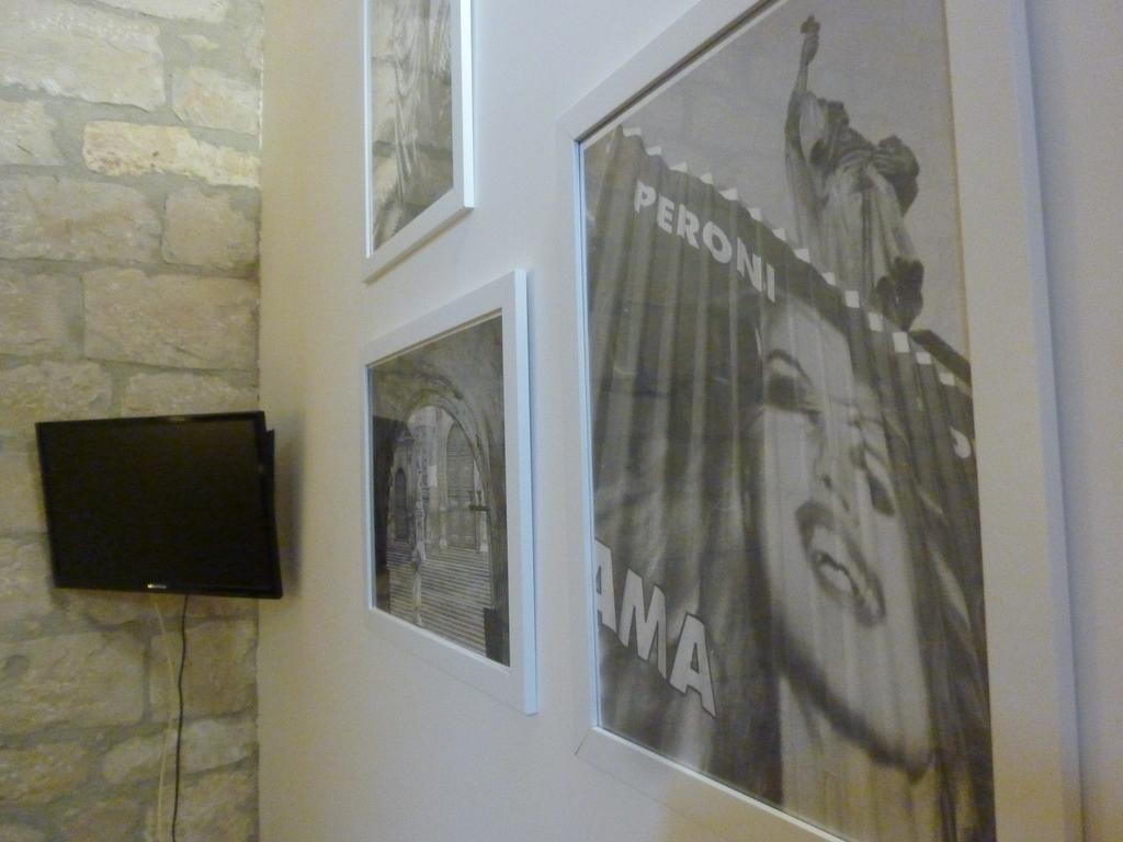 Liola Guest House Modica Bagian luar foto