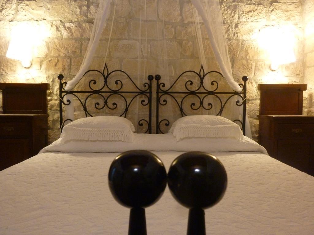 Liola Guest House Modica Bagian luar foto