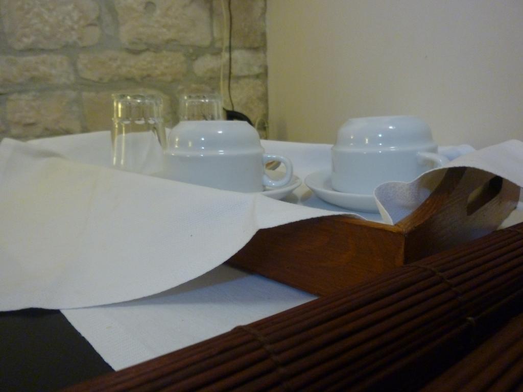 Liola Guest House Modica Bagian luar foto